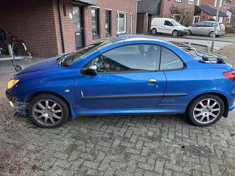 Occasion Peugeot 206 136 PK (100 kW) 2001 Blauw Cabriolet