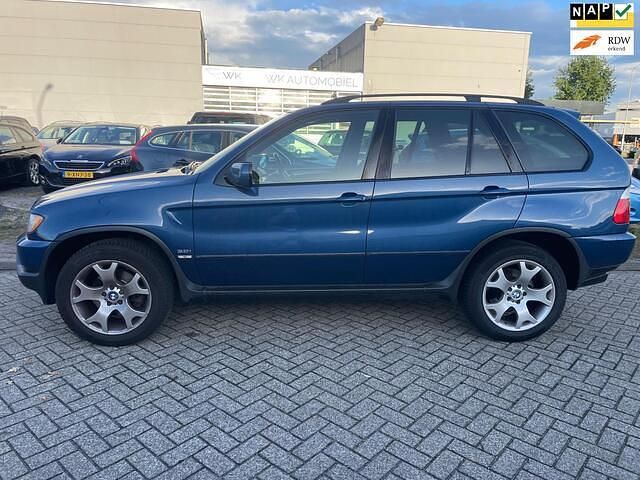 Blauw, metallic lak Gebruikt 2002 BMW X5 Executive SUV | € 5.750 (Iets duurder) - Afbeelding 1/4