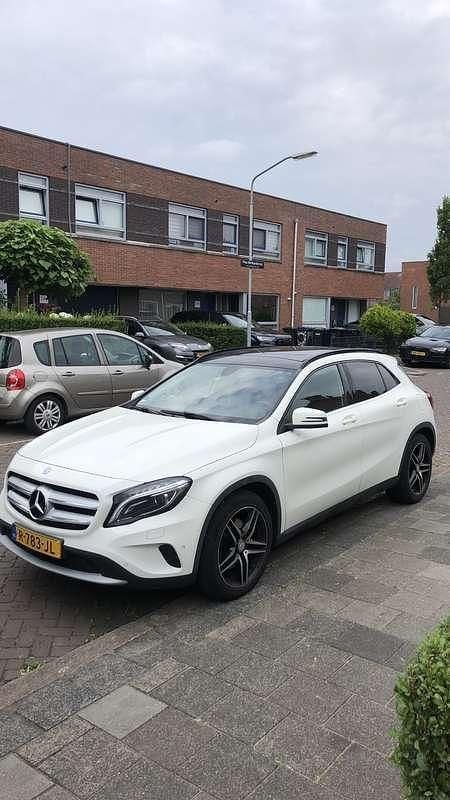 Wit Gebruikt 2014 Mercedes GLA250 Prestige SUV | € 17.000 (Goede deal) - Afbeelding 1/4