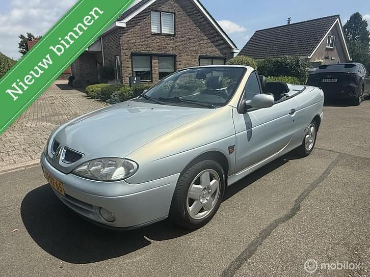 Gebruikt 1999 Renault Mégane Cabriolet | € 1.450 (Eerlijke prijs) - Afbeelding 1/4