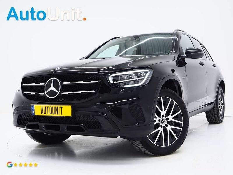 Occasion Mercedes GLC300e Night 320 PK (235 kW) 2020 Zwart SUV