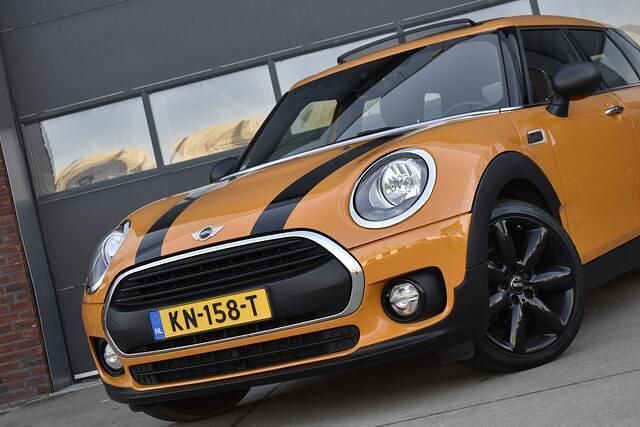 Occasion Mini One Clubman Business 102 PK (75 kW) 2016 Oranje Stationwagen