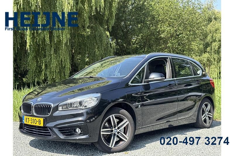 Zwart Gebruikt 2016 BMW 225 Active Tourer iPerformance MPV | € 11.445 (Eerlijke prijs) - Afbeelding 1/4