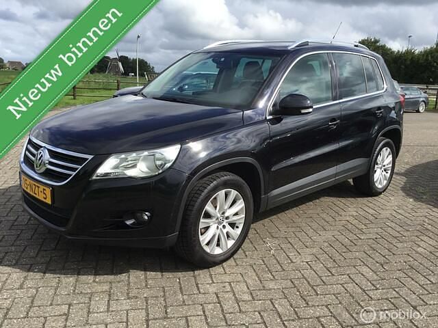 Zwart Gebruikt 2011 VW Tiguan Sport SUV | € 8.300 (Eerlijke prijs) - Afbeelding 1/4