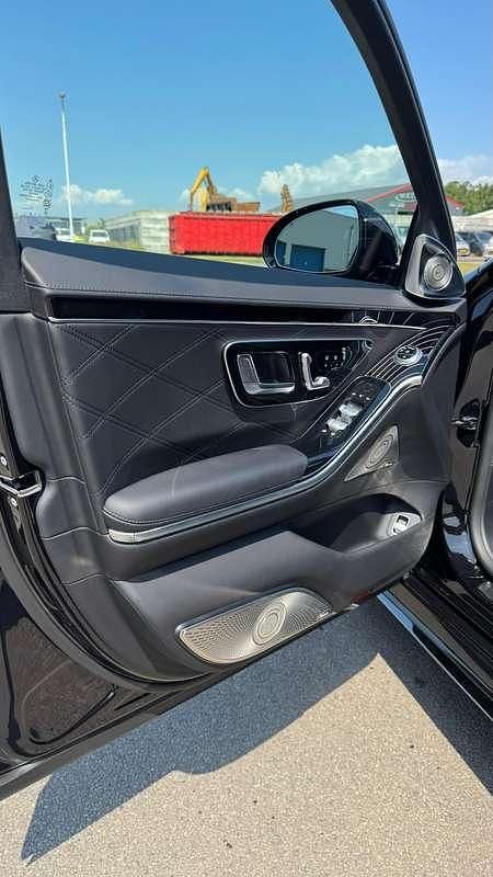 Zwart Gebruikt 2024 Mercedes S63 AMG AMG Sedan | € 190.000 - Afbeelding 1/4