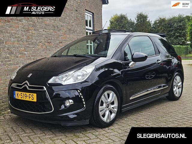 Zwart Gebruikt 2013 Citroën DS3 Cabriolet So Chic Cabriolet | € 6.950 (Eerlijke prijs) - Afbeelding 1/4
