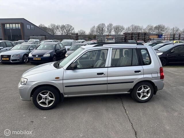 Occasion Mazda Demio Exclusive 75 PK (55 kW) 2001 Grijs Hatchback