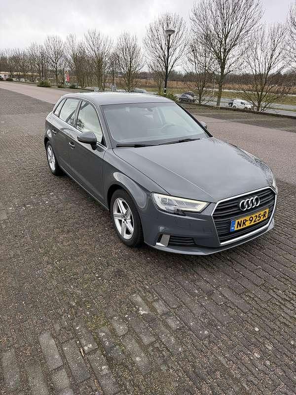 Occasion Audi A3 Sportback 116 PK (85 kW) 2017 Grijs Hatchback