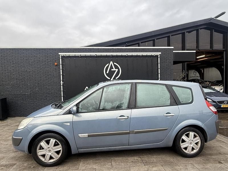 Blauw Gebruikt 2005 Renault Grand Scénic II Luxe MPV | € 899 (Goede deal) - Afbeelding 1/4
