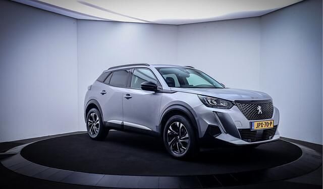 Occasion Peugeot 2008 Allure 131 PK (96 kW) 2022 Grijs (metallic) SUV