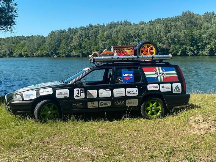 Occasion 1998 Volvo V70 Stationwagen | € 1.675 (Goede deal) - Afbeelding 1/4