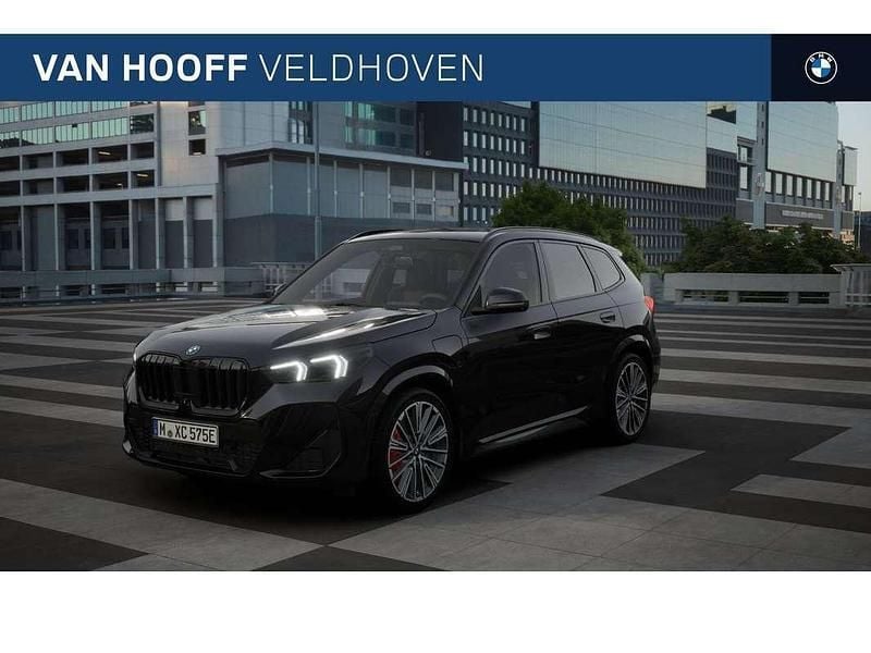 Zwart, metallic lak Nieuw 2025 BMW X1 Executive SUV | € 73.941 - Afbeelding 1/4