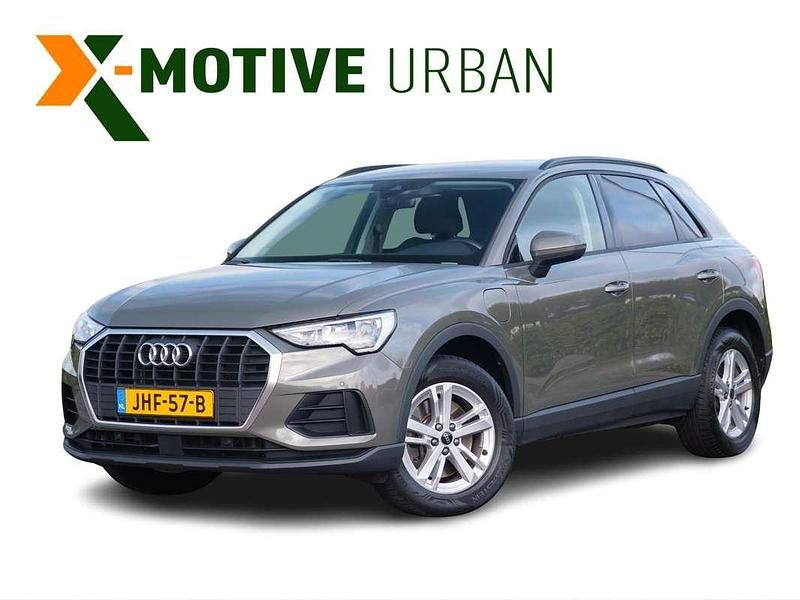 Grijs Gebruikt 2022 Audi Q3 Sport SUV | € 25.900 (Super prijs) - Afbeelding 1/4