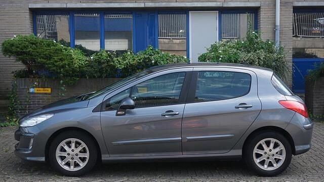 Grijs Gebruikt 2010 Peugeot 308 Hatchback | € 2.950 (Eerlijke prijs) - Afbeelding 1/4