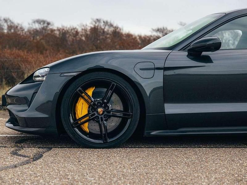 Occasion Porsche Taycan Turbo S 559 kW (761 PK) 2021 Grijs Sedan