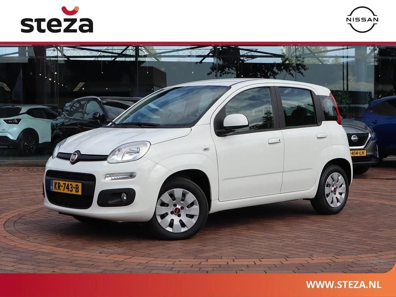 Wit Gebruikt 2016 Fiat Panda Lounge Hatchback | € 9.945 (Eerlijke prijs) - Afbeelding 1/4