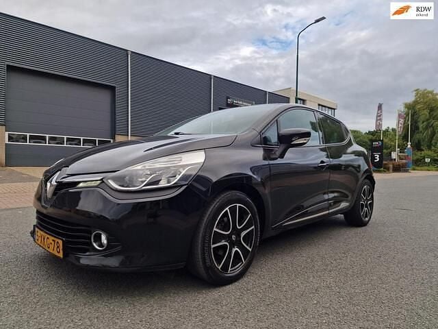 Zwart Gebruikt 2014 Renault Clio IV Expression Hatchback | € 4.650 (Goede deal) - Afbeelding 1/4