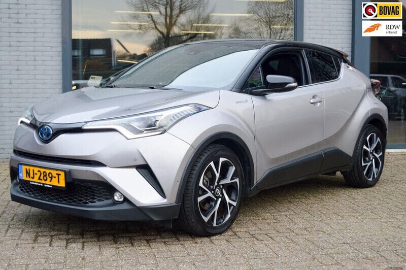Grijs Gebruikt 2017 Toyota C-HR Plus SUV | € 19.595 (Eerlijke prijs) - Afbeelding 1/4