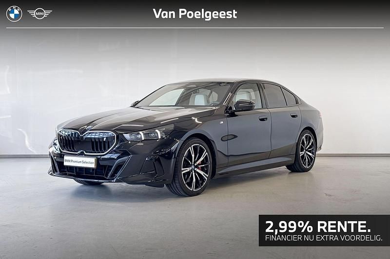 Zwart Gebruikt 2025 BMW i5 M Sport Sedan | € 89.942 - Afbeelding 1/4