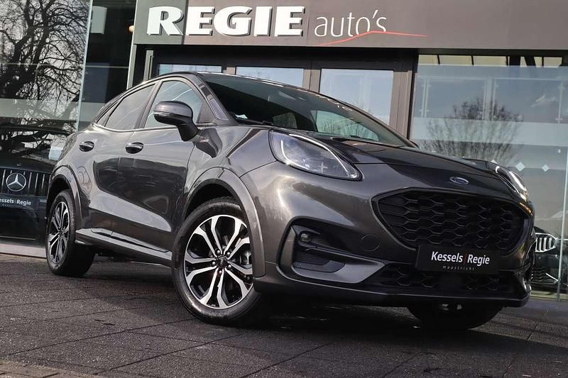 Grijs Gebruikt 2022 Ford Puma Gen-E ST-Line SUV | € 19.950 (Super prijs) - Afbeelding 1/4