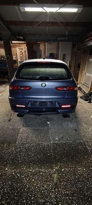 Grijs Gebruikt 2003 Alfa Romeo 156 GTA Stationwagen | € 12.500 - Afbeelding 1/4