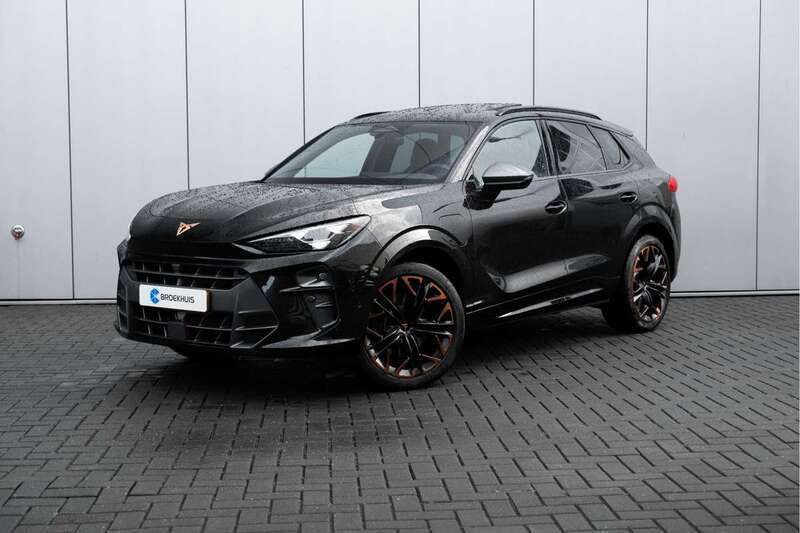 Zwart, metallic lak Gebruikt 2024 Cupra Terramar VZ SUV | € 50.950 (Eerlijke prijs) - Afbeelding 1/4