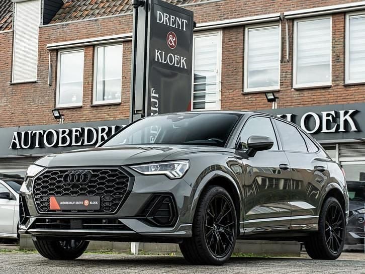 Grijs Gebruikt 2022 Audi Q3 Sportback S-Line SUV | € 39.950 (Goede deal) - Afbeelding 1/4