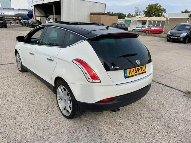 Occasion Lancia Delta 190 PK (139 kW) 2009 Wit Hatchback