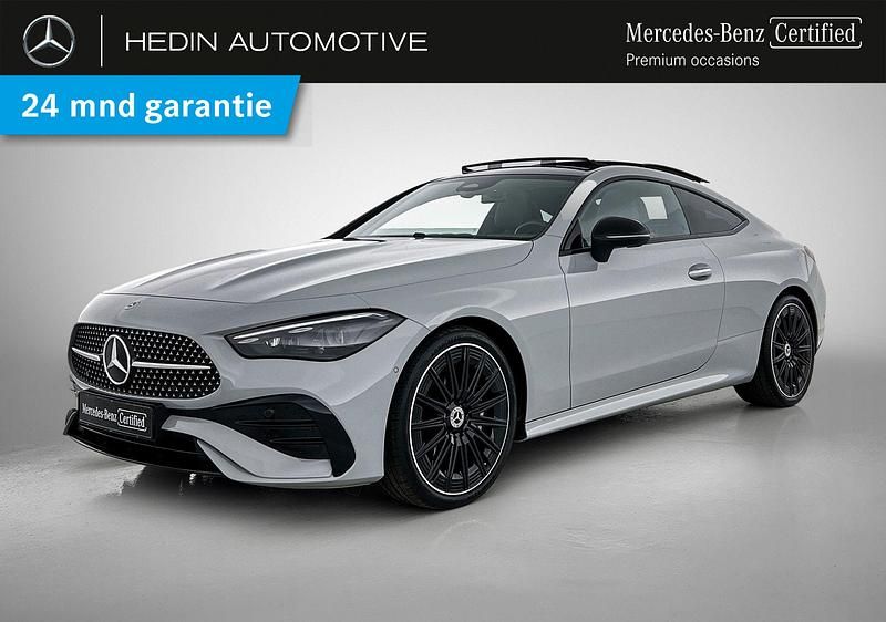 Grijs, metallic lak Gebruikt 2024 Mercedes CLE200 AMG line Coupé | € 66.900 (Eerlijke prijs) - Afbeelding 1/4