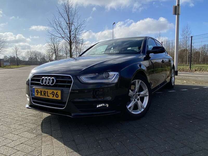 Zwart Gebruikt 2013 Audi A4 Sedan | € 8.450 (Eerlijke prijs) - Afbeelding 1/4