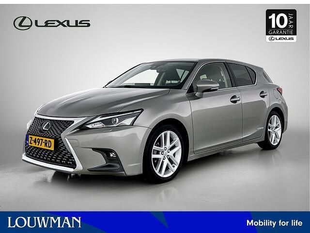 Grijs metallic Gebruikt 2018 Lexus CT200h Luxury Line Hatchback | € 22.950 (Eerlijke prijs) - Afbeelding 1/3