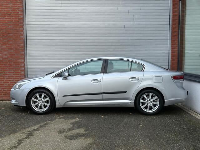 Occasion Toyota Avensis Business Edition 152 PK (111 kW) 2010 Grijs (metallic) Sedan