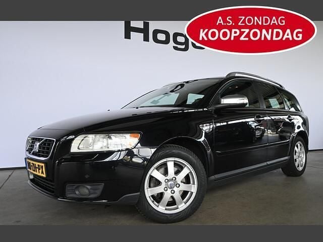 Zwart Gebruikt 2008 Volvo V50 Stationwagen | € 3.440 (Eerlijke prijs) - Afbeelding 1/4