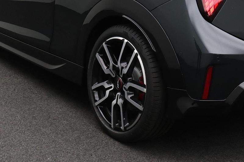 Nieuw Mini John Cooper Works 232 PK (170 kW) 2025 Grijs Hatchback