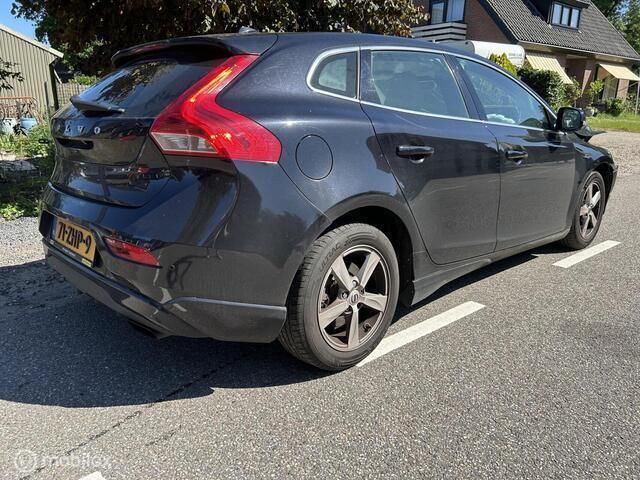 Occasion Volvo V40 Momentum 114 PK (83 kW) 2012 Zwart Stationwagen
