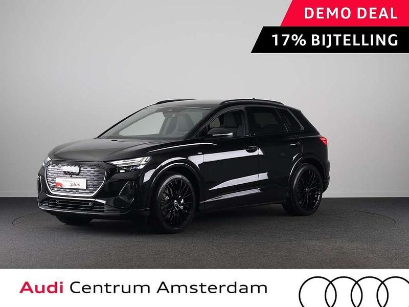 Zwart Nieuw 2025 Audi Q4 e-tron S-Line SUV | € 51.949 (Eerlijke prijs) - Afbeelding 1/3