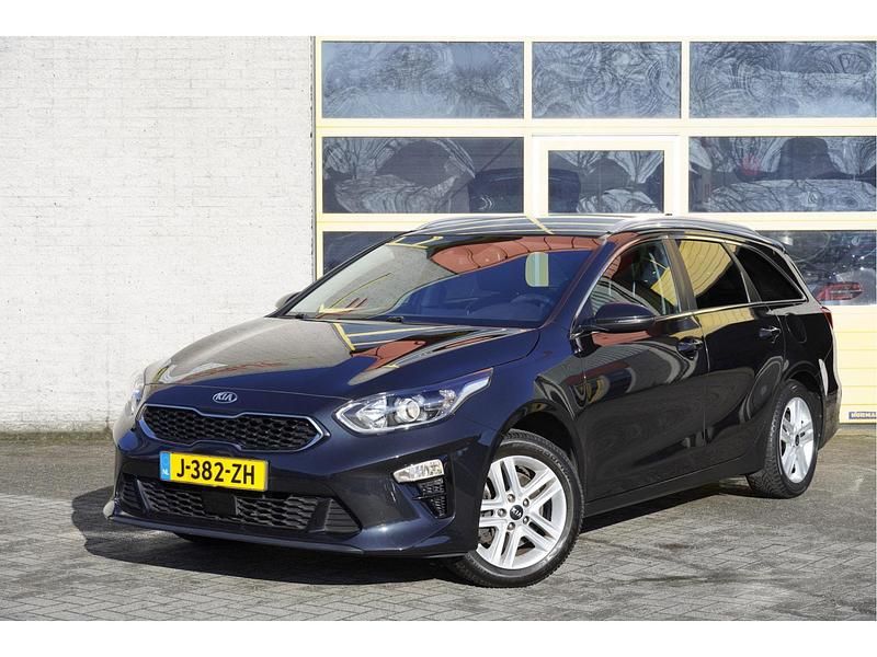 Occasion Kia Ceed 120 PK (88 kW) 2020 Zwart Hatchback
