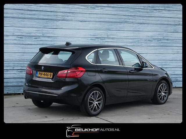 Occasion BMW 218 Executive 136 PK (100 kW) 2017 Zwart (metallic) Stationwagen