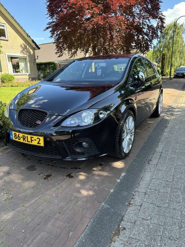 Zwart Gebruikt 2006 Seat Leon FR Stationwagen | € 6.500 (Duur) - Afbeelding 1/4