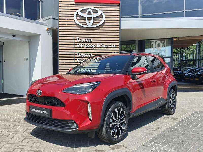 Nieuw 2025 Toyota Yaris Cross SUV | € 38.079 (Duur) - Afbeelding 1/4