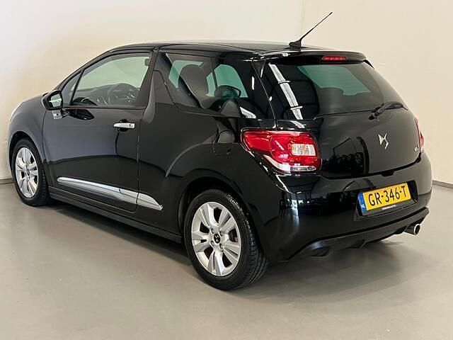 Occasion DS Automobiles DS3 So Chic 110 PK (80 kW) 2015 Zwart (metallic) Hatchback