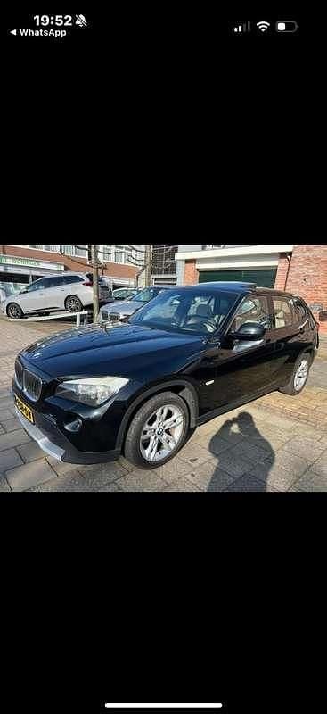 Zwart Gebruikt 2012 BMW X1 SUV | € 11.500 (Super prijs) - Afbeelding 1/4