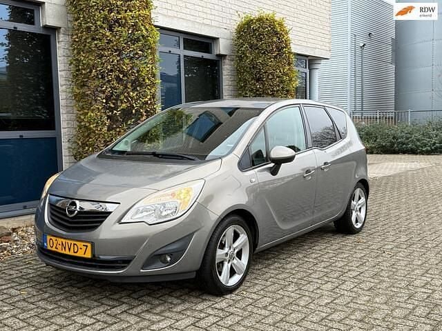 Bruin Occasion 2010 Opel Meriva Edition MPV | € 2.200 (Eerlijke prijs) - Afbeelding 1/4