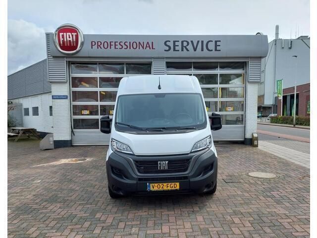 Wit Gebruikt 2023 Fiat Ducato Van | € 30.950 (Duur) - Afbeelding 1/4