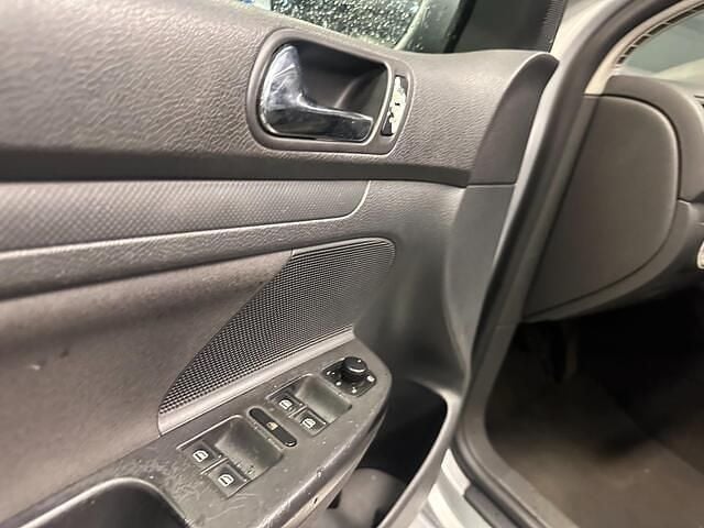 Occasion VW Golf IV Sportline 102 PK (75 kW) 2004 Grijs Hatchback