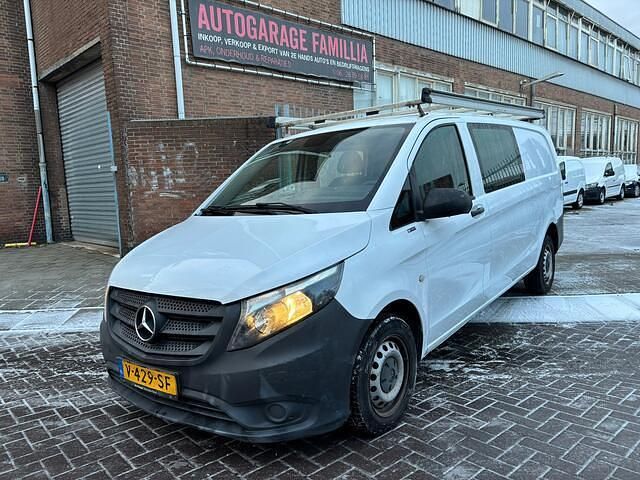 Wit Occasion 2018 Mercedes Vito Van | € 13.950 (Eerlijke prijs) - Afbeelding 1/4