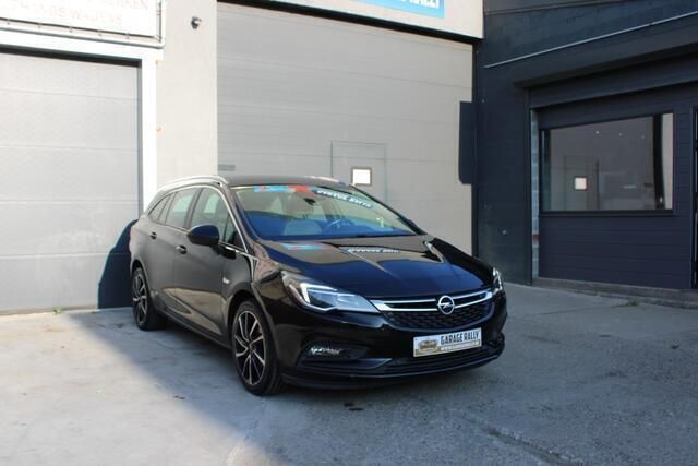 Zwart Gebruikt 2018 Opel Astra Stationwagen | € 6.999 (Super prijs) - Afbeelding 1/4