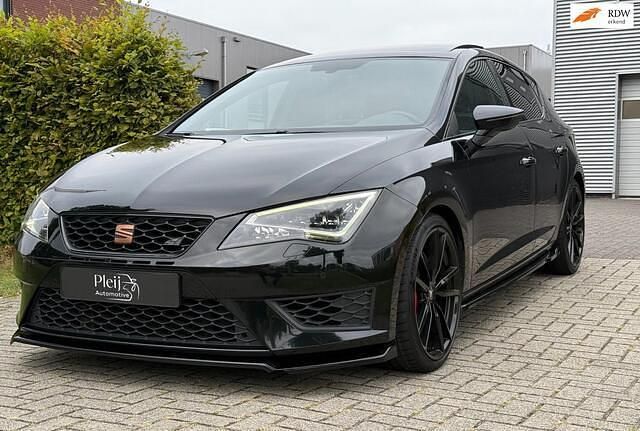 Zwart Gebruikt 2016 Cupra Leon Stationwagen | € 24.499 (Iets duurder) - Afbeelding 1/4
