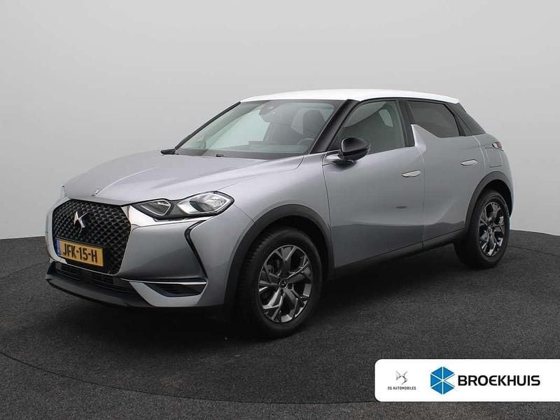 Grijs Gebruikt 2022 DS Automobiles DS3 Crossback Business SUV | € 17.400 (Eerlijke prijs) - Afbeelding 1/4