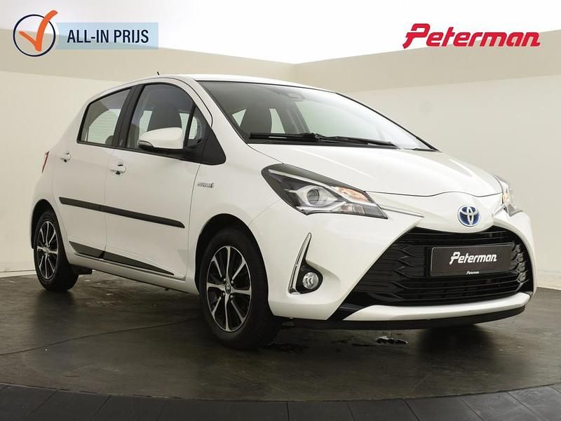 Wit Gebruikt 2017 Toyota Yaris Design Hatchback | € 16.399 (Eerlijke prijs) - Afbeelding 1/4